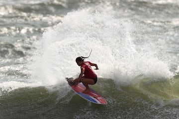 La costarricense elimin a la neozelandesa Ella Williams y ahora se las ver con la gran promesa (ya presente del surf) Caroline Marks en cuartos de final.