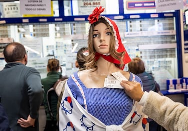 Joaquín Monroy, el ‘Rey de la Lotería’ dueño de ‘La Chulapa’ de Moncloa: “La energía que desprende este sitio va más allá de la matemática”