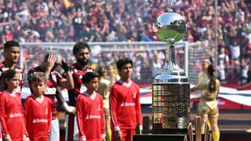 Picture of the trophy taken before the start of the Copa Libertadores final football match between Brazilian teams Flamengo and Athletico Paranaense at the Isidro Romero Carbo Monumental Stadium in Guayaquil, Ecuador, on October 29, 2022. (Photo by Luis ACOSTA / AFP)