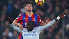 Niasse, primer jugador de la Premier acusado de simulación