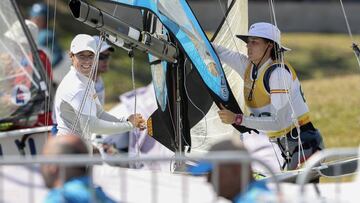 Tamara Echegoyen (i) y Berta Betanzos (d).