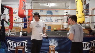 Esquiva parcial y recto de derecha