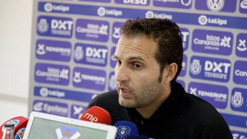 Rubén Baraja en rueda de prensa