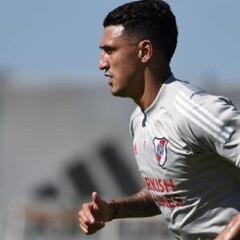 Suárez, aislado por ser contacto estrecho de COVID-19