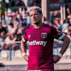 Chicharito Hernández podría terminar en el Besiktas