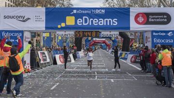 El etíope Mule Wasihun vence en Barcelona con nuevo récord. 59:44