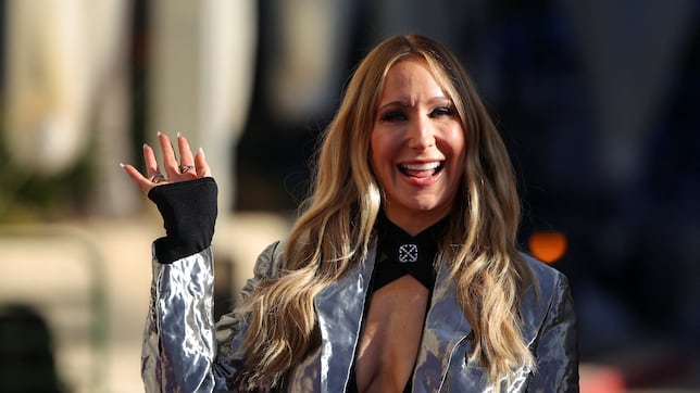 Globos de Oro 2025: ¿Quién es Nikki Glaser, la presentadora de la ceremonia?