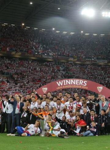 Las im¨¢genes del Sevilla-Benfica