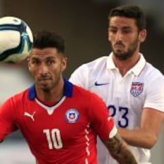 Medel, Rojas, Cornejo y Puch luchan por un lugar en la Copa