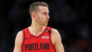 Tras pasar por el Baskonia y hacer historia en la G League con 100 puntos en 24 horas, Nik Stauskas llega a los Celtics, con los que firma hasta 2023.