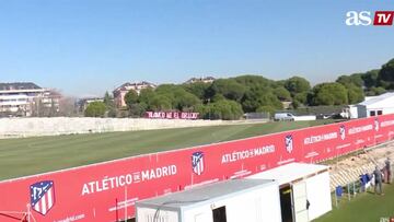 La curiosa pancarta que alienta al Atleti antes del clásico