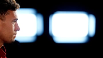 GRAFCAT9726. BARCELONA, 22/10/2024.- El jugador del Bayern de Múnich Joshua Kimmich durante la rueda de prensa que ha ofrecido este martes a su llegada a Barcelona donde mañana disputarán el partido de la tercera jornada de la Liga de Campeones ante el FC Barcelona. EFE/Alejandro García