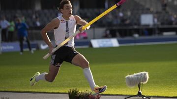 BERLIN, GERMANY - SEPTEMBER 13: Armand Duplantis of Sweden competes at Pole Vault Men during the ISTAF 2020 athletics meeting at Olympiastadion on September 13, 2020 in Berlin, Germany. (Photo by Maja Hitij/Getty Images)