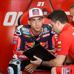 Acosta vuelve a la casilla de salida: “Dejamos de probar tonterías”