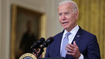 U.S. President Joe Biden discusses his 'Build Back Better' agenda and administration efforts to "lower prescription drug prices" during a speech in the East Room at the White House in Washington, U.S., August 12, 2021. REUTERS/Evelyn H