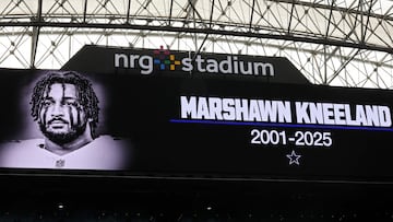 Stephen Jones, vicepresidente ejecutivo de los Cowboys, dijo que los jugadores usarán un sticker en el casco y playeras especiales.