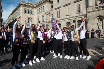 04/06/23 RECEPCION  Generalitat de Catalunya a las jugadores del FC Barcelona Femenino  Campeonas de la Champions League FEMENINA  ALEGRIA CELEBRACION 
 