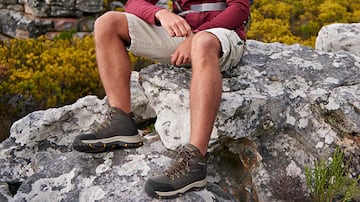 Botas Skechers impermeables para hombre.