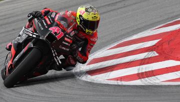 MotoGP - Catalunya Grand Prix - Circuit de Barcelona-Catalunya, Barcelona, Spain - September 3, 2023 Aprilia Racing's Aleix Espargaro in action during the MotoGP race REUTERS/Nacho Doce
