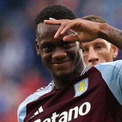 Jhon Durán llena de oro a la MLS