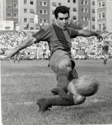 Años en el club: 1957-1962 | Goles totales con el FC Barcelona: 105
