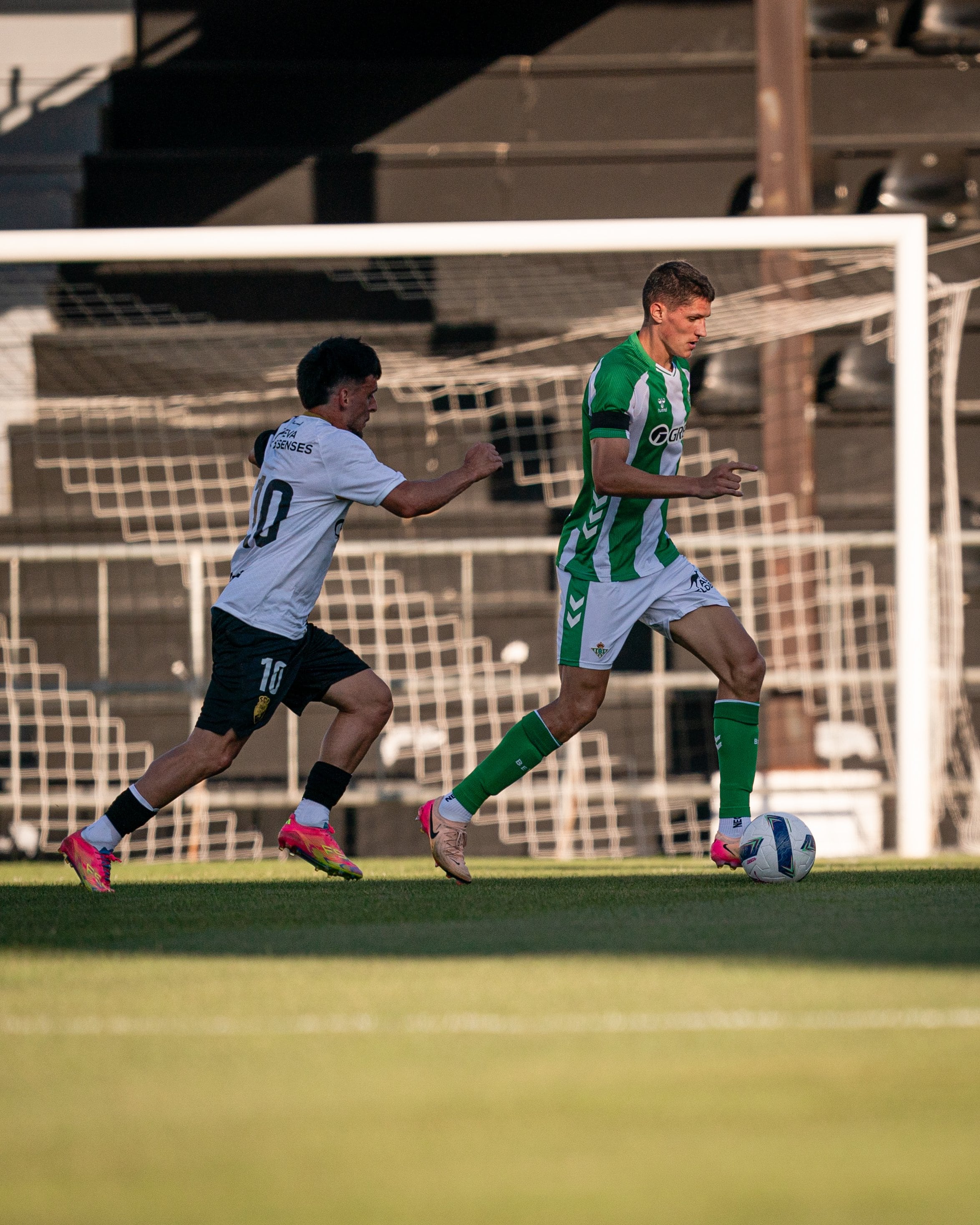 El Betis se estrena sin fichajes ni estrellas pero con mucha cantera