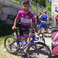 Gaviria y Jungels reciben bicis personalizadas tras su gran Giro