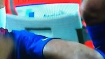 Busquets se retiró con un profundo corte en la rodilla