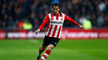 Guardado colabora con asistencia en triunfo del PSV