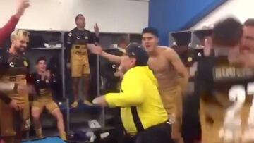 La 'revancha' de Maradona: su fiesta tras llegar a la final del ascenso