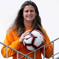 Sandra Paños: "Tenemos la Champions entre ceja y ceja"