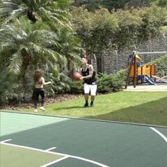 James no solo es bueno en el fútbol... ojo a sus triples de NBA