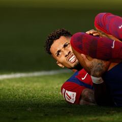 Late goals and narrow wins highlight the array of problems at Barcelona