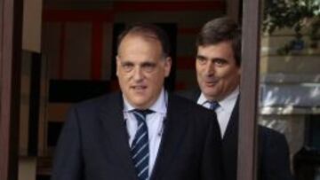 ¿Nuevo conflicto? Javier Tebas, junto a Miguel Cardenal.