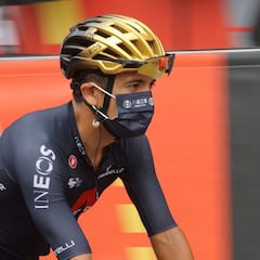 Carapaz dice adiós a la Vuelta