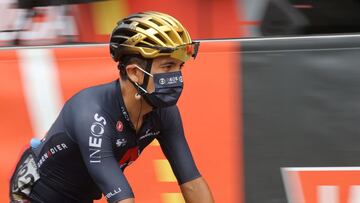 Carapaz dice adiós a la Vuelta