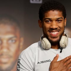 Joshua pledges to fight heavyweight rival Fury after dealing with Usyk