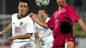 <B>BUEN REGRESO</b>. El noruego Eggen reapareció tras casi año y medio lesionado y contribuyó a la victoria de su equipo con su seguridad atrás.