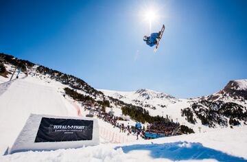 Todos los focos estaban puestos en el canadiense, número uno del mundo en slopestyle.