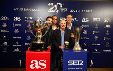 AS y SER celebran los 20 años del Doblete del Valencia