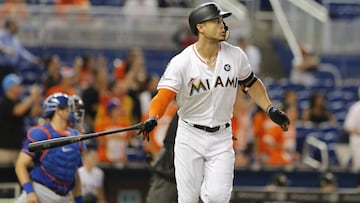 Giancarlo Stanton de los Miami Marlins se encuentra a punto de alcanzar la m&iacute;tica cifra de los 60 home runs en las Mayores.