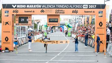 Jepkosgei, récord del mundo de Medio Maraton en Valencia