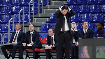 Barcelona's Spanish coach Xavi Pascual reacts during the Euroleague basketball match between FC Barcelona and Hapoel IBI Tel-Aviv at Palau Blaugrana arena in Barcelona on March 13, 2026. (Photo by Lluis GENE / AFP)