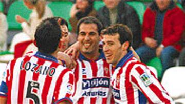 <B>SÓLO SIRVE EL TRIUNFO</B>. El Sporting, que recupera a Villa y Christian, superará al Xerez en la clasificación si vence esta tarde en El Molinón.