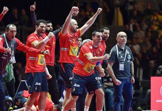 La otra cara de los Hispanos: así son los campeones de Europa