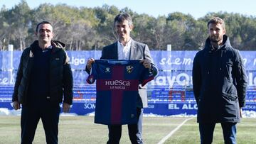 Pacheta, en su presentaci&oacute;n como entrenador del Huesca.