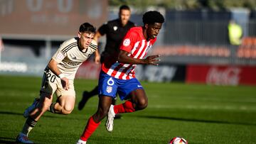 El bal¨®n parado da tres puntos a un Atleti que no sabe jugar con ventaja