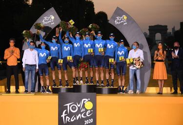 Esp赤ritu de equipo