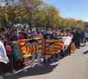 La afición che arropa al Valencia antes de partir a Bilbao