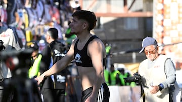 Futbol, Cobreloa vs Colo Colo
Fecha 23, Campeonato Nacional 2024.
Los jugadores de Colo Colo, celebran tras ganar el partido ante Cobreloa por partido primera division realizado en el estadio Zorro del Desierto Calama, Chile.
01/09/2024
Pedro Tapia/Photosport
Football, Cobreloa vs Colo Colo
23nd turn, 2024 National Championship.
The Colo Colo players celebrate after winning the match against Cobreloa in the first division match held at the Zorro del Desierto Calama stadium, Chile.
01/09/2024
Pedro Tapia/Photosport